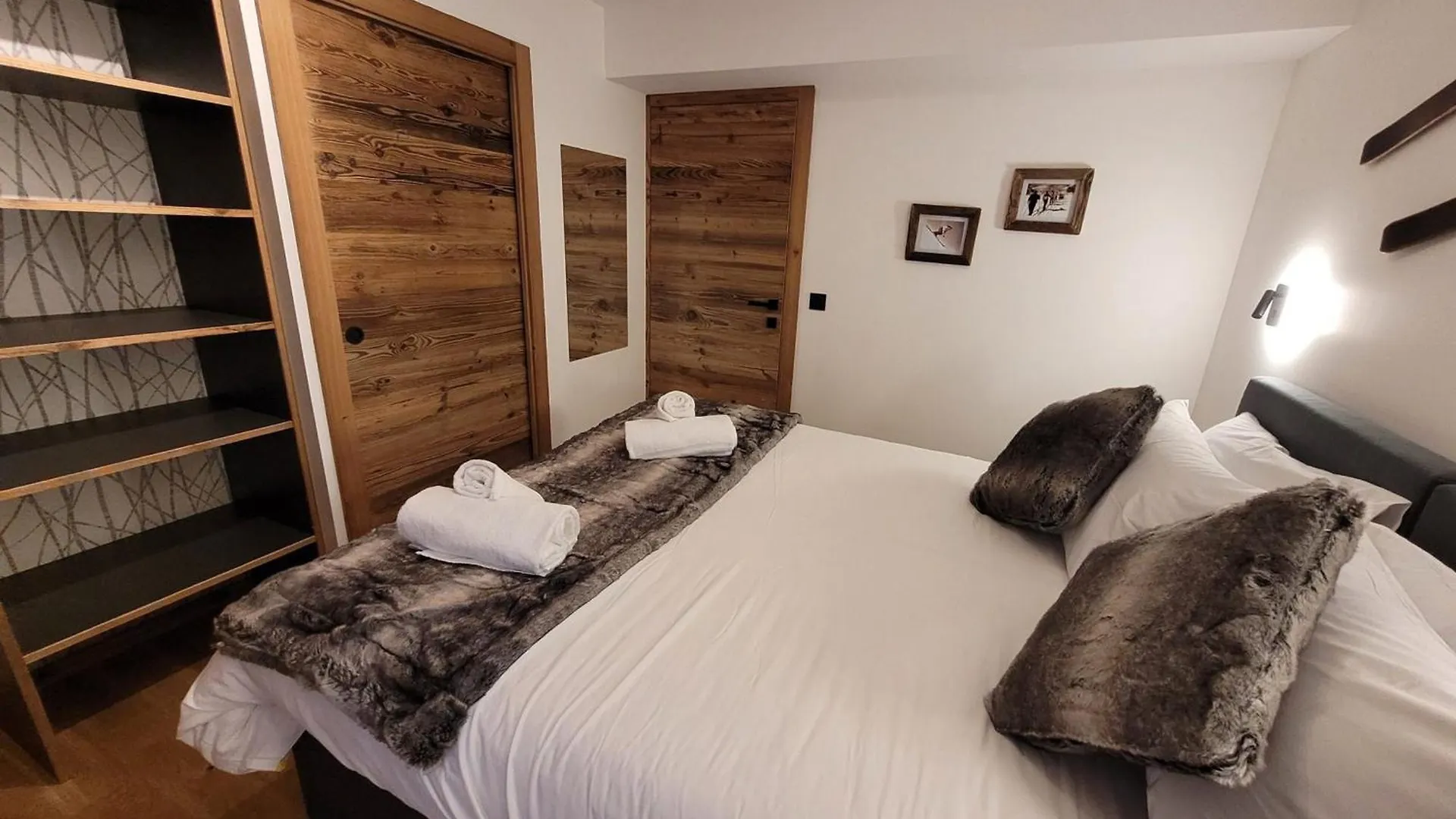 Appartement Cosy, 2 Suites, Terrasse, Centre Les Gets - Fr-1-598-154 0*,